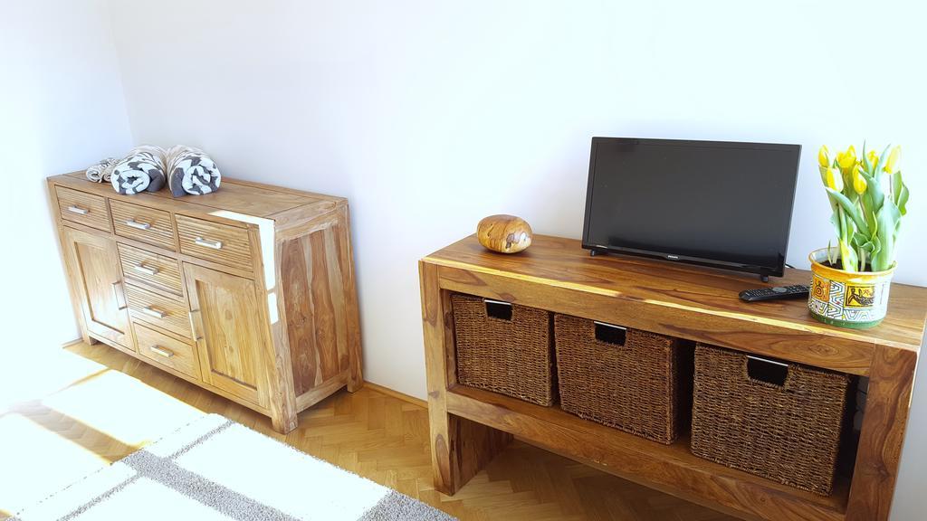 Apartmány u náměstí Broumov Esterno foto
