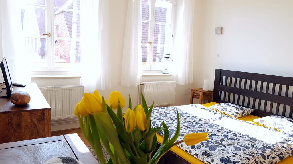 Apartmány u náměstí Broumov Esterno foto