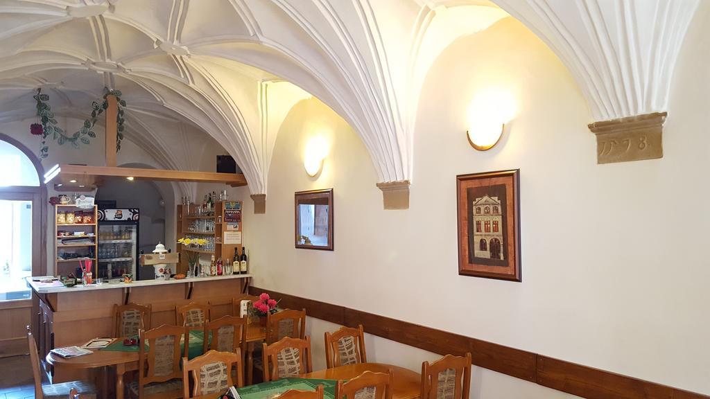 Apartmány u náměstí Broumov Esterno foto