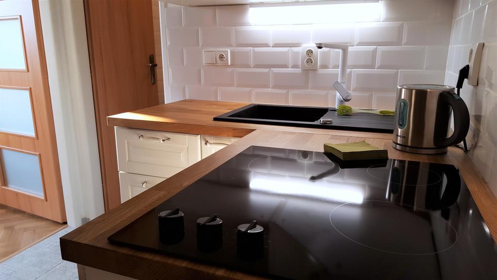 Apartmány u náměstí Broumov Esterno foto