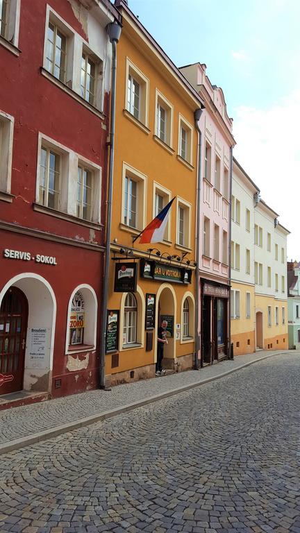 Apartmány u náměstí Broumov Esterno foto